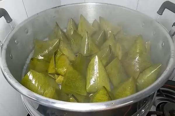 Hướng Dẫn Cách Luộc Bánh Giò Ngon Tại Nhà Không Bị Nát Hướng Dẫn Cách Luộc Bánh Giò Ngon Tại Nhà Không Bị Nát
