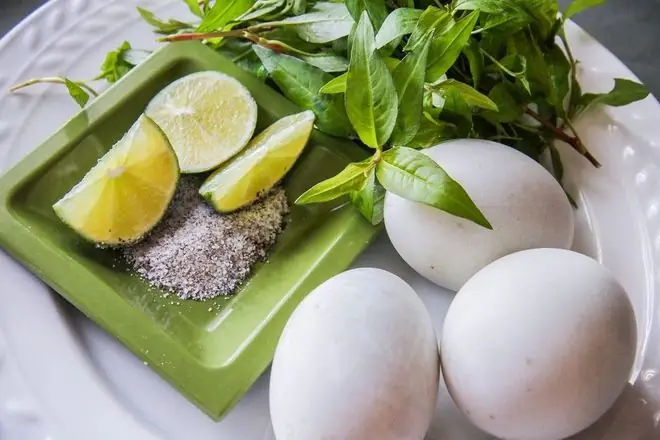 Cách Luộc Hột Vịt Lộn Ngon Tại Nhà: Bí Quyết Không Tanh, Lòng Đào Béo Ngậy Cách Luộc Hột Vịt Lộn Ngon Tại Nhà: Bí Quyết Không Tanh, Lòng Đào Béo Ngậy