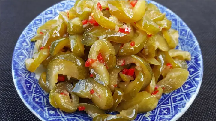 Bí Quyết Muối Dưa Leo Để Được Lâu Tại Nhà: Giòn Tan, Không Nhớt, Không Nổi Váng