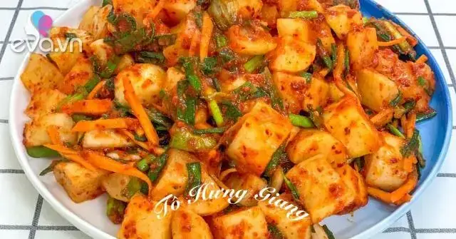 Hướng Dẫn Cách Muối Su Hào Kiểu Hàn Quốc Giòn Tan, Chua Cay Chuẩn Vị Tại Nhà