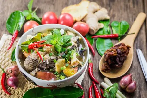Hướng Dẫn Nấu Canh Chua Cá Diêu Hồng Miền Bắc Chuẩn Vị, Thanh Mát Tại Nhà