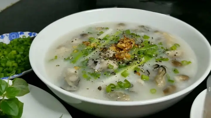Cách Nấu Cháo Hàu Không Tanh Thơm Ngon Bổ Dưỡng Cho Cả Nhà