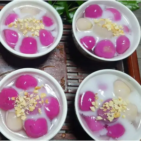Hướng Dẫn Cách Nấu Chè Trôi Nước Bằng Bột Năng Mềm Dai Đơn Giản Tại Nhà Hướng Dẫn Cách Nấu Chè Trôi Nước Bằng Bột Năng Mềm Dai Đơn Giản Tại Nhà