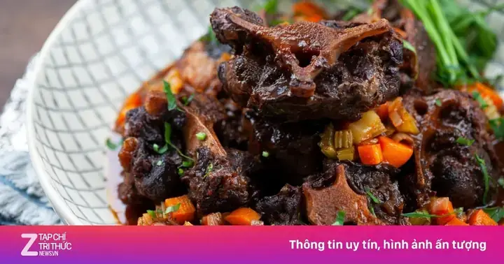 Hướng Dẫn Cách Nấu Đuôi Bò Um Cà Rốt Thơm Ngon Chuẩn Vị Cho Bữa Cơm Gia Đình Hướng Dẫn Cách Nấu Đuôi Bò Um Cà Rốt Thơm Ngon Chuẩn Vị Cho Bữa Cơm Gia Đình