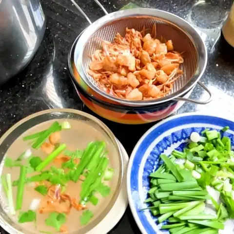 Hướng Dẫn Chi Tiết Cách Nấu Nước Lèo Bánh Canh Trong Veo, Ngọt Thanh Từ Xương Heo Hướng Dẫn Chi Tiết Cách Nấu Nước Lèo Bánh Canh Trong Veo, Ngọt Thanh Từ Xương Heo