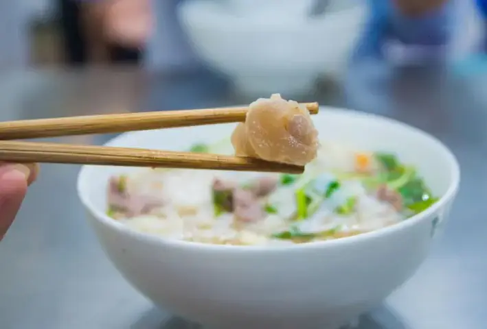 Hướng Dẫn Chi Tiết Cách Nấu Phở Gân Bò Mềm Thơm Chuẩn Vị Tại Nhà Hướng Dẫn Chi Tiết Cách Nấu Phở Gân Bò Mềm Thơm Chuẩn Vị Tại Nhà
