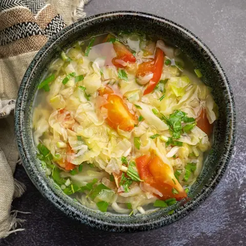 Hướng Dẫn Cách Nấu Rau Bắp Cải Từ Luộc Đến Canh Đơn Giản Cho Người Nội Trợ Hướng Dẫn Cách Nấu Rau Bắp Cải Từ Luộc Đến Canh Đơn Giản Cho Người Nội Trợ