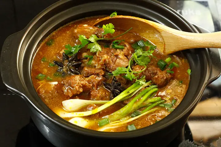 Cách Nấu Sốt Vang Nhanh Nhừ Cho Thịt Bò Và Gân Bò Tại Nhà Đơn Giản Cách Nấu Sốt Vang Nhanh Nhừ Cho Thịt Bò Và Gân Bò Tại Nhà Đơn Giản