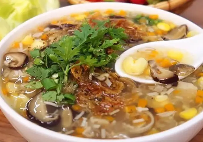 Cách Nấu Súp Gà Nấm Đông Cô Thơm Ngon Bổ Dưỡng Tại Nhà Cách Nấu Súp Gà Nấm Đông Cô Thơm Ngon Bổ Dưỡng Tại Nhà