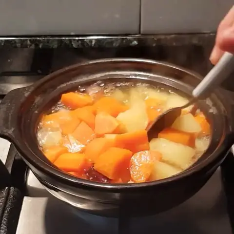 Hướng Dẫn Nấu Súp Khoai Tây Cà Rốt Thơm Ngon, Bổ Dưỡng Cho Gia Đình Và Bé