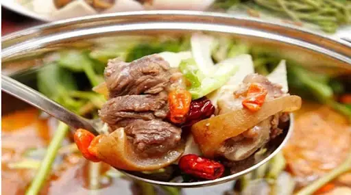 Cách Nấu Súp Lòng Bò Thơm Ngon, Giòn Sần Sật Tại Nhà Cho Bữa Cơm Gia Đình