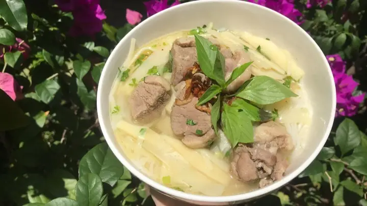 Hướng Dẫn Chi Tiết Cách Nấu Súp Măng Vịt Thơm Ngon, Nước Dùng Trong Ngọt Tại Nhà