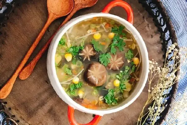 Hướng Dẫn Cách Nấu Súp Nấm Rơm Chay Thơm Ngon Bổ Dưỡng Tại Nhà Hướng Dẫn Cách Nấu Súp Nấm Rơm Chay Thơm Ngon Bổ Dưỡng Tại Nhà
