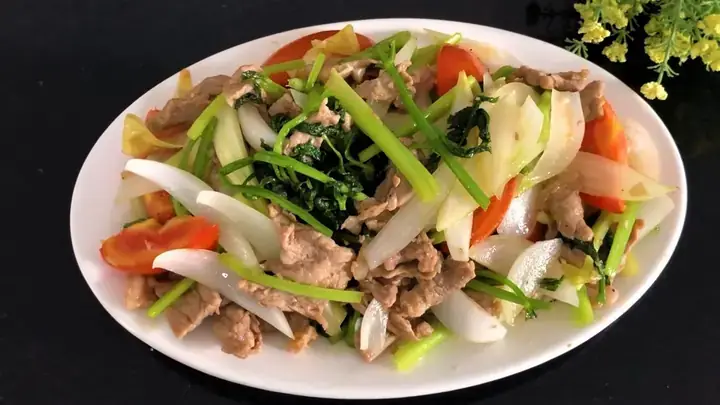 Hướng Dẫn Cách Nấu Thịt Bò Giảm Cân: Công Thức Ăn Kiêng Dễ Làm Tại Nhà Hướng Dẫn Cách Nấu Thịt Bò Giảm Cân: Công Thức Ăn Kiêng Dễ Làm Tại Nhà