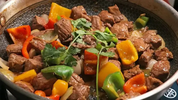 Tổng Hợp Cách Nấu Thịt Bò Ngon Nhất Tại Nhà Cho Người Mới Vào Bếp Tổng Hợp Cách Nấu Thịt Bò Ngon Nhất Tại Nhà Cho Người Mới Vào Bếp