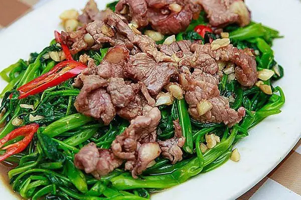 Cách Nấu Thịt Bò Xào Rau Muống Thơm Ngon, Xanh Mướt Cho Bữa Cơm Nhà Cách Nấu Thịt Bò Xào Rau Muống Thơm Ngon, Xanh Mướt Cho Bữa Cơm Nhà