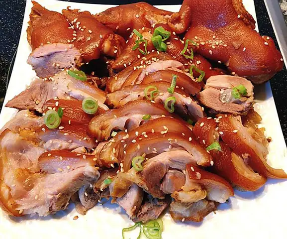 Cách Nấu Thịt Chân Giò Ngon: Tổng Hợp Các Món Kho, Luộc, Hầm Cho Bữa Cơm Gia Đình