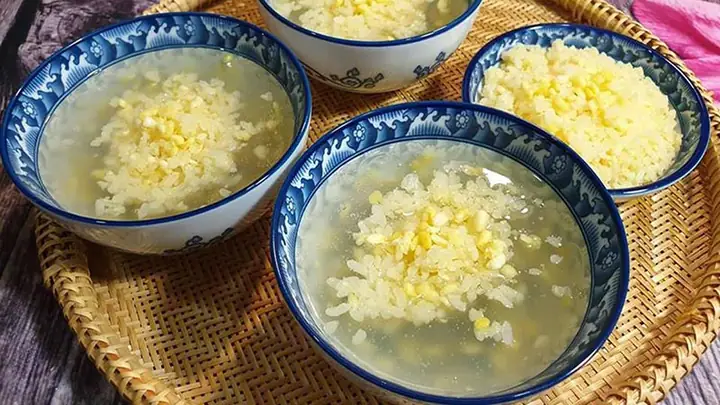 Hướng Dẫn Cách Nấu Xôi Chè Cúng Đậu Xanh Dẻo Thơm Chuẩn Vị Mâm Cỗ Ngày Lễ