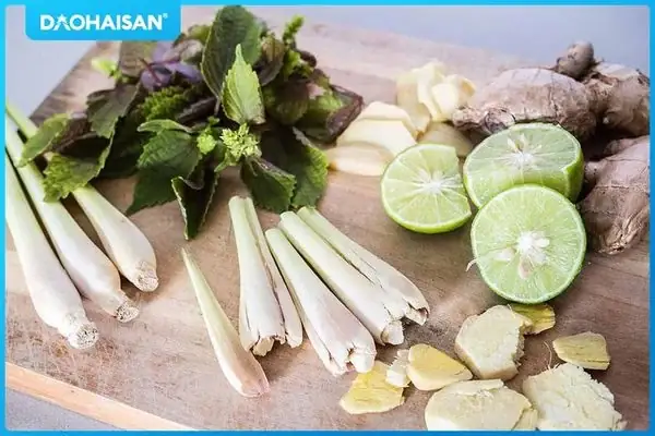 Hướng Dẫn Chi Tiết Cách Sơ Chế Ốc Hương Sạch Nhớt, Không Tanh Tại Nhà
