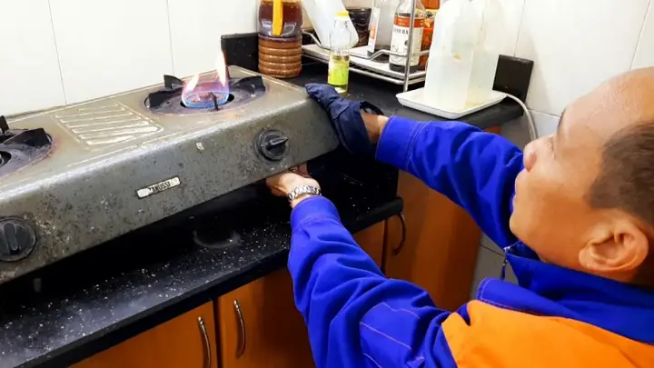 Cách Sửa Bếp Ga Khi Nấu Bị Muội Đen: Hướng Dẫn Khắc Phục Tại Nhà Cách Sửa Bếp Ga Khi Nấu Bị Muội Đen: Hướng Dẫn Khắc Phục Tại Nhà