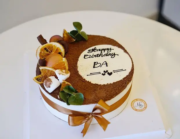 Gợi Ý Cách Trang Trí Bánh Tiramisu Đẹp Theo Dịp Và Phong Cách Cho Người Mới Tự Làm