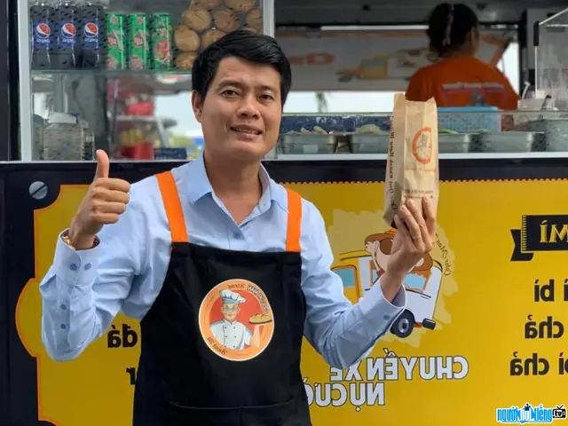 Khương Dừa Là Ai? Tiểu Sử, Sự Nghiệp Và Cuộc Sống Của Đạo Diễn Khương Dừa Khương Dừa Là Ai? Tiểu Sử, Sự Nghiệp Và Cuộc Sống Của Đạo Diễn Khương Dừa