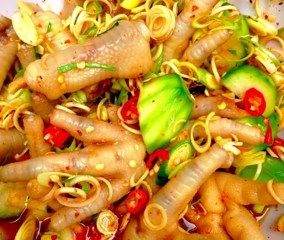 Giải Đáp: Chân Gà Sốt Thái Để Được Bao Lâu Và Cách Bảo Quản An Toàn Cho Gia Đình