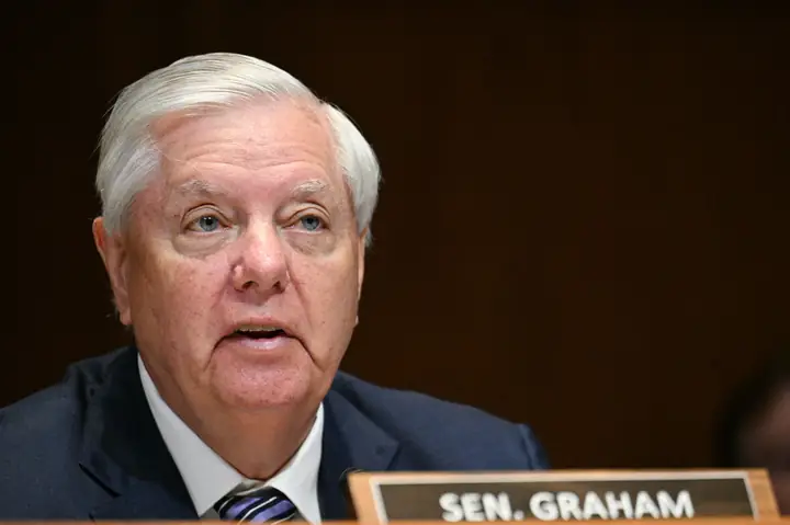 Thượng Nghị Sĩ Lindsey Graham Qua Đời Ở Tuổi 71: Tiểu Sử, Nguyên Nhân Và Di Sản Chính Trị Thượng Nghị Sĩ Lindsey Graham Qua Đời Ở Tuổi 71: Tiểu Sử, Nguyên Nhân Và Di Sản Chính Trị