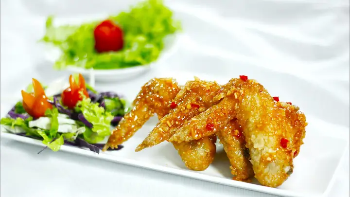 Cách Nấu Cơm Cánh Gà Chiên Nước Mắm Đậm Đà Cho Bữa Cơm Gia Đình