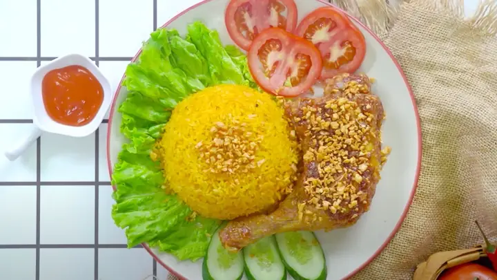 Cách Làm Cơm Gà Chiên Mắm Tỏi Thơm Ngon Đậm Đà Cho Bữa Cơm Nhà Cách Làm Cơm Gà Chiên Mắm Tỏi Thơm Ngon Đậm Đà Cho Bữa Cơm Nhà