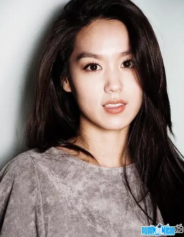 Hồ Sơ Diễn Viên Kim Hee Jung (sinh 1992): Tiểu Sử, Tác Phẩm Nổi Bật & Hành Trình Lột Hình Từ Sao Nhí "den Nhem" Hồ Sơ Diễn Viên Kim Hee Jung (sinh 1992): Tiểu Sử, Tác Phẩm Nổi Bật & Hành Trình Lột Hình Từ Sao Nhí "den Nhem"