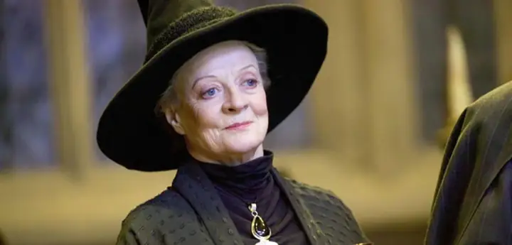 Maggie Smith Qua Đời Ở Tuổi 89: Tiểu Sử, Sự Nghiệp Rực Rỡ Và Di Sản Giáo Sư Mcgonagall Maggie Smith Qua Đời Ở Tuổi 89: Tiểu Sử, Sự Nghiệp Rực Rỡ Và Di Sản Giáo Sư Mcgonagall