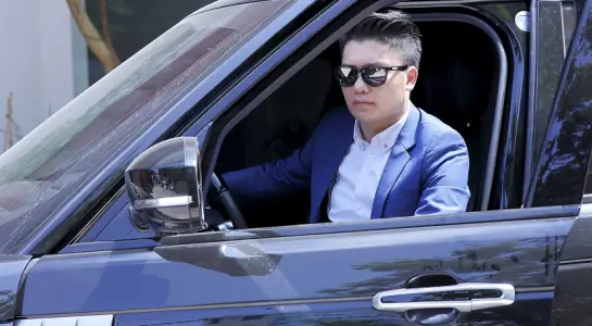 Phan Đình Tuệ: Tiểu Sử, Sự Nghiệp Ngân Hàng - Hàng Không Và Cập Nhật Nhân Sự Mới Nhất 2025