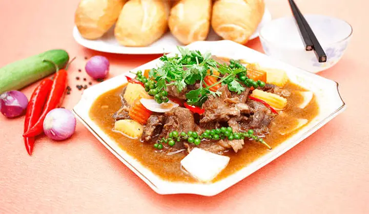Cách Nấu Gà Tiêu Xanh Chấm Bánh Mì Nóng Hổi Thơm Nức Cho Bữa Cơm Gia Đình Cách Nấu Gà Tiêu Xanh Chấm Bánh Mì Nóng Hổi Thơm Nức Cho Bữa Cơm Gia Đình