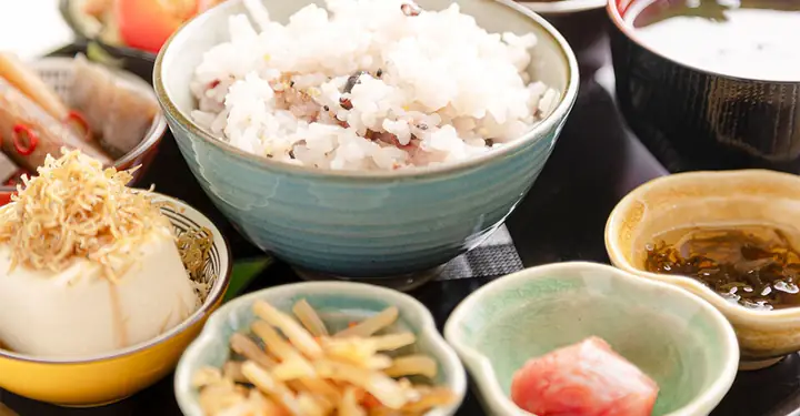 肝臓にいい食べ物ランキングを紹介:肝臓ケアに役立つおすすめ食材と栄養素 肝臓にいい食べ物ランキングを紹介:肝臓ケアに役立つおすすめ食材と栄養素