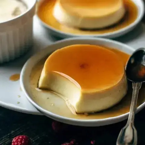 Nguyên Nhân Và Cách Khắc Phục Bánh Flan Hấp Bị Phồng Cho Người Mới Làm