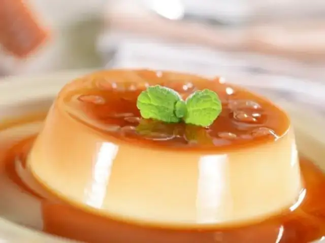Giải Đáp: Hấp Bánh Flan Có Đậy Nắp Không Và Bí Quyết Đậy Nắp Chuẩn Cho Người Mới Làm Bánh