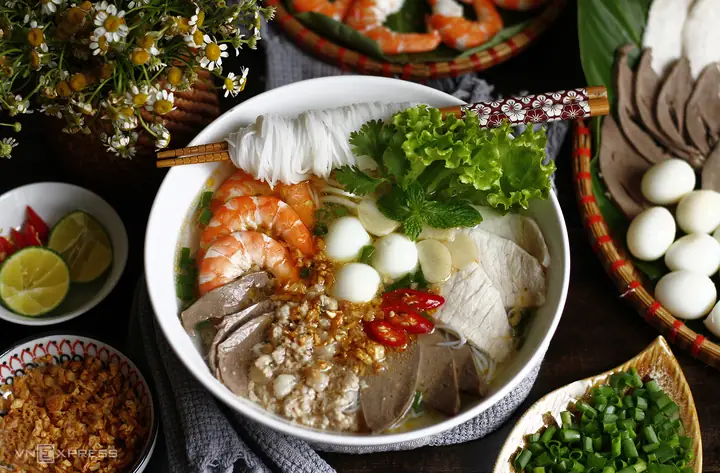 Khám Phá Hình Ảnh Hủ Tiếu Nam Vang: Đặc Điểm Trực Quan Và Biến Thể Khô, Nước Khám Phá Hình Ảnh Hủ Tiếu Nam Vang: Đặc Điểm Trực Quan Và Biến Thể Khô, Nước