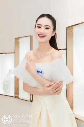 Hoa Hậu Huỳnh Trần Ý Nhi: Hồ Sơ Sinh Hoạt, Hành Trình Đăng Quang Và Những Cập Nhật Mới Nhất Hoa Hậu Huỳnh Trần Ý Nhi: Hồ Sơ Sinh Hoạt, Hành Trình Đăng Quang Và Những Cập Nhật Mới Nhất
