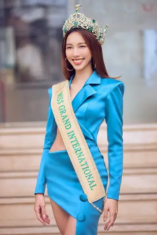 Hoa Hậu Nguyễn Thúc Thùy Tiên: Tiểu Sử, Miss Grand 2021 Và Vụ Án Lừa Dối Bị Truy Tố 2 Năm Tù Hoa Hậu Nguyễn Thúc Thùy Tiên: Tiểu Sử, Miss Grand 2021 Và Vụ Án Lừa Dối Bị Truy Tố 2 Năm Tù