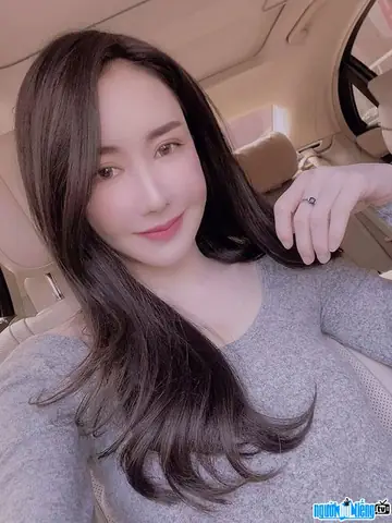 Chu Hằng Là Ai? Tiểu Sử, 3 Cuộc Hôn Nhân Và Những Scandal "hot Girl Ba Đời Chồng" Gây Bão Mạng