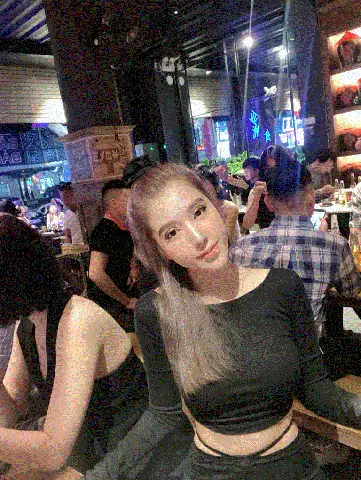 Nguyễn Hoàng Xuân Nhung Là Ai? Hồ Sơ & Câu Chuyện Thành Công Từ Hot Girl 9x Đến Cô Chủ Thời Trang