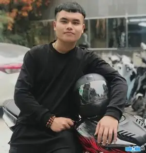 Hotface Láo Soái Nhi: Tiểu Sử, Tên Thật Tạ Thị Phương Thúy, Bệnh Án Và Những Bản Cover Hit Triệu View Hotface Láo Soái Nhi: Tiểu Sử, Tên Thật Tạ Thị Phương Thúy, Bệnh Án Và Những Bản Cover Hit Triệu View