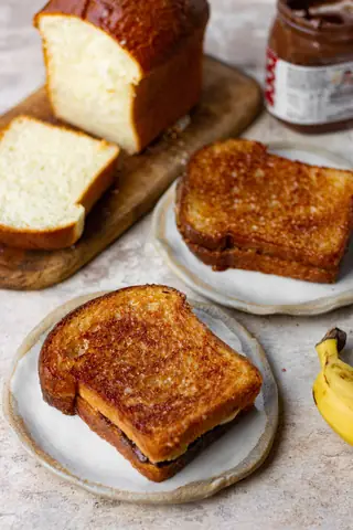 How To Make Bread Butter Toast: Easy Buttered Toast Recipe For Beginners How To Make Bread Butter Toast: Easy Buttered Toast Recipe For Beginners