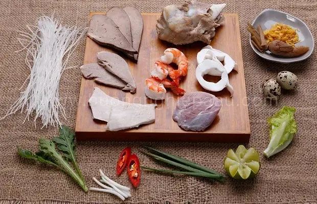 Hướng Dẫn Cách Nấu Hủ Tiếu Tại Nhà: Các Món Phổ Biến Từ Nước Dùng Ngọt Thanh Đến Hủ Tiếu Xào