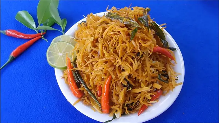 Khô Gà Làm Từ Gì? Nguyên Liệu Và Quy Trình Chế Biến Món Ăn Vặt Tại Nhà Khô Gà Làm Từ Gì? Nguyên Liệu Và Quy Trình Chế Biến Món Ăn Vặt Tại Nhà