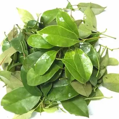 Phân Biệt Lá Lồm Và Lá Giang: Có Giống Nhau Không, Tên Gọi Và Cách Dùng Trong Ẩm Thực