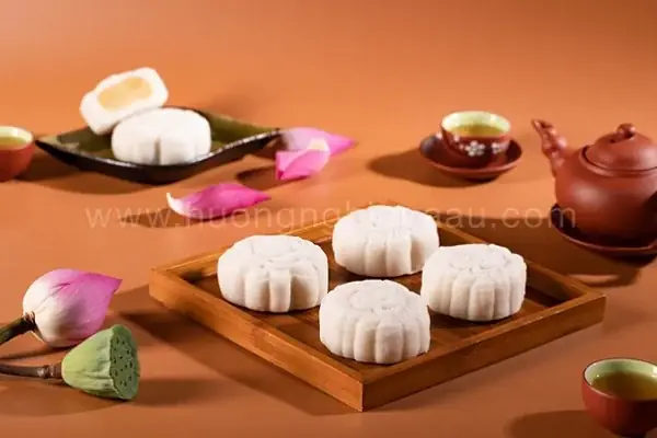 Hướng Dẫn Làm Bánh Dẻo Trung Thu Tại Nhà Với Các Loại Nhân Đậu Xanh, Thập Cẩm Và Sữa Dừa