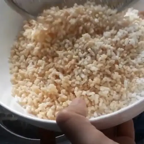 Hướng Dẫn Chi Tiết Cách Chiên Cơm Khô Giòn Ngon Như Nhà Hàng Cho Người Mới Bắt Đầu Hướng Dẫn Chi Tiết Cách Chiên Cơm Khô Giòn Ngon Như Nhà Hàng Cho Người Mới Bắt Đầu