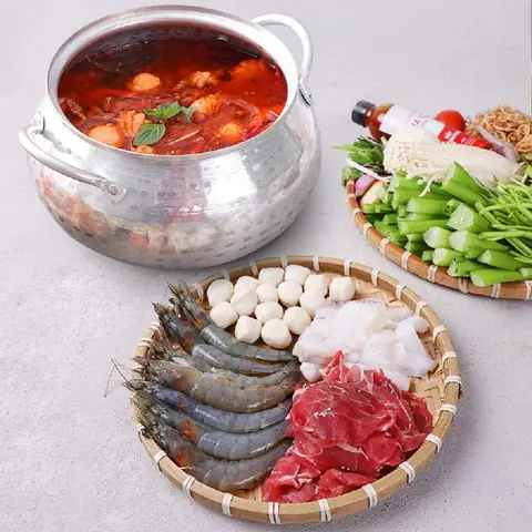 Cách Nấu Lẩu Riêu Cua Hải Sản Đậm Đà Cho Bữa Cơm Sum Họp Cuối Tuần Cách Nấu Lẩu Riêu Cua Hải Sản Đậm Đà Cho Bữa Cơm Sum Họp Cuối Tuần